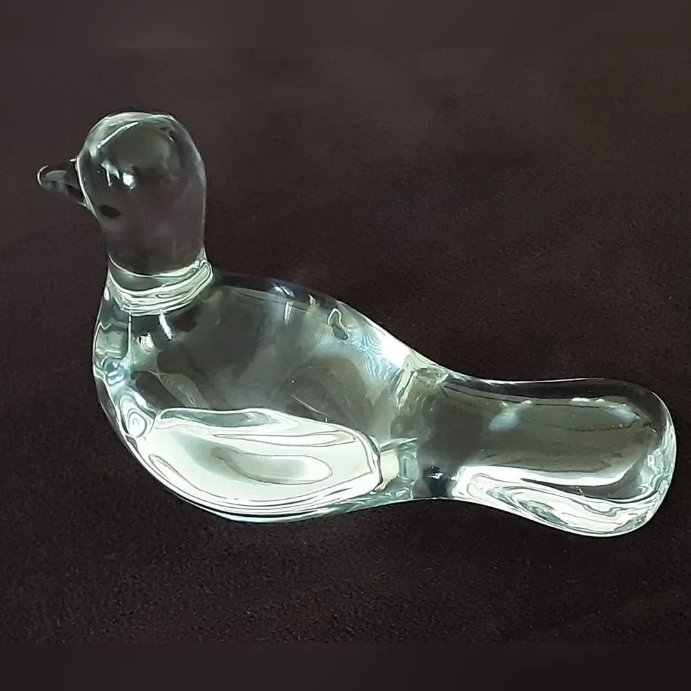 BACCARAT FRANCE Clear Crystal Dove Figurine Paperweight